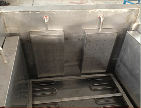 工业大型单槽超声波清洗机四周投入式超声波震板及底部加热装置