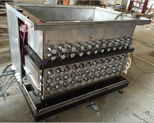 单槽发动机零件超声波清洗机超声波三面震动方式