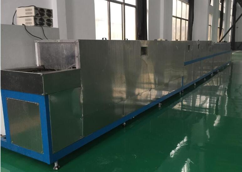 南京网带式金属零件超声波清洗机现场安装图